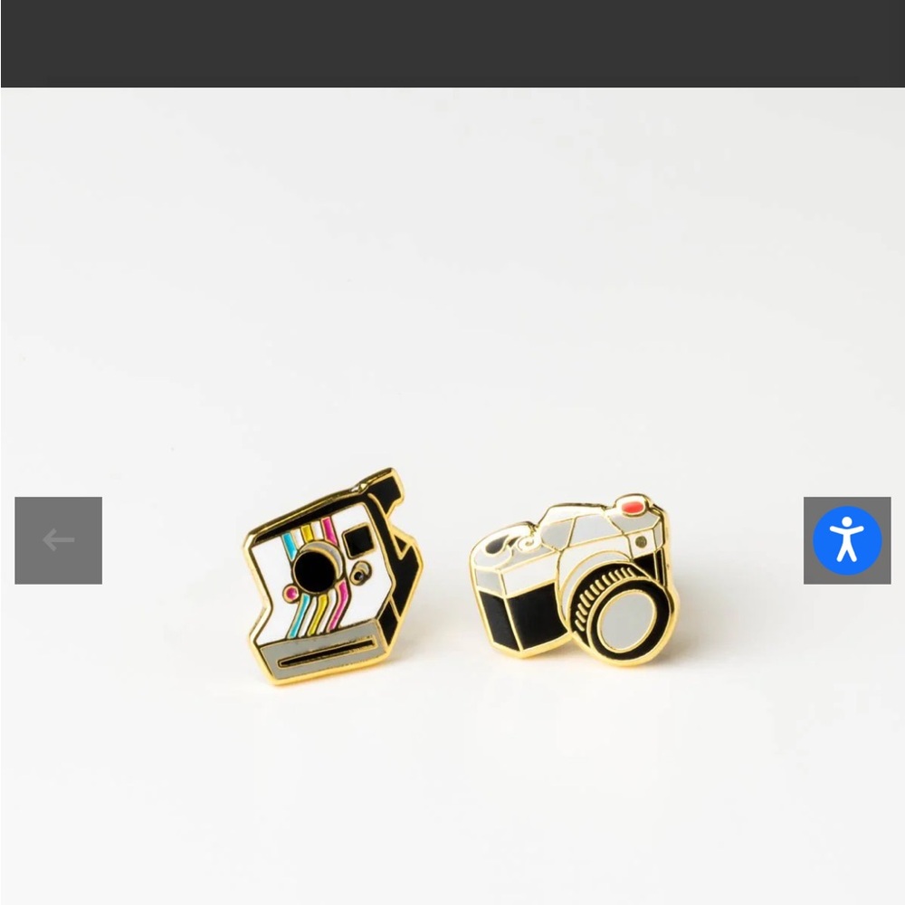 Yellow Owl workshop Retro Camera studs